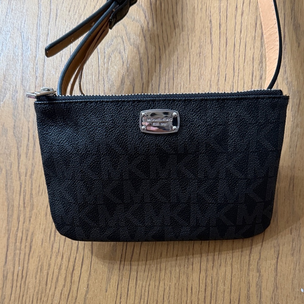 Michael Kors Black Crossbody Pouch